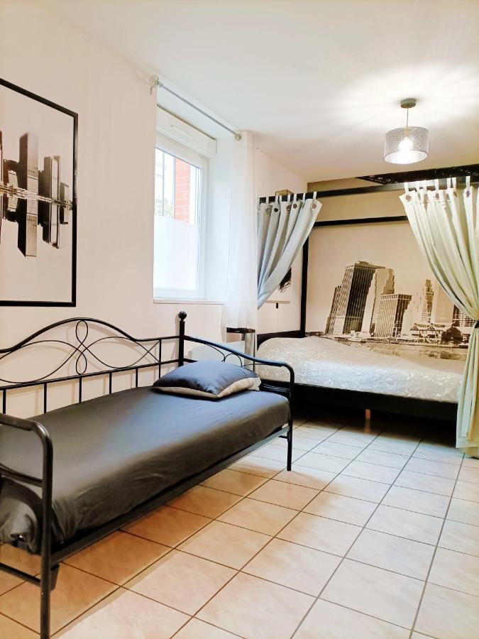 Charmant Studio Proximite Centre-Ville Et Gare Châlons-en-Champagne Exteriör bild
